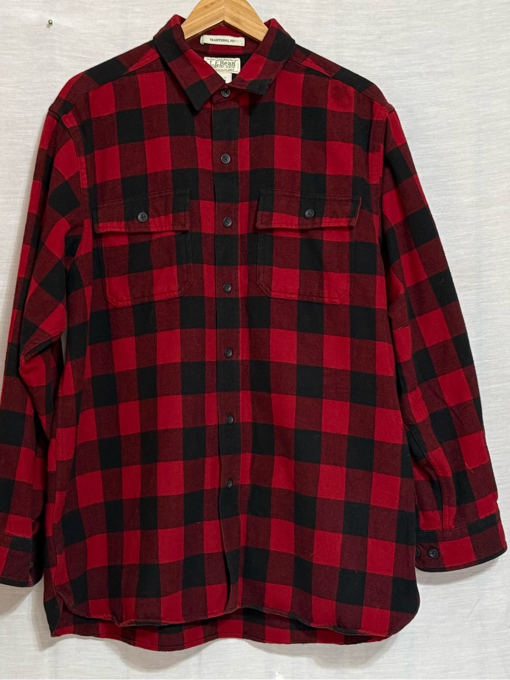 L.L.Bean Men’s Large Red Black Buffalo Plaid Chamois Cloth Flannel Shirt